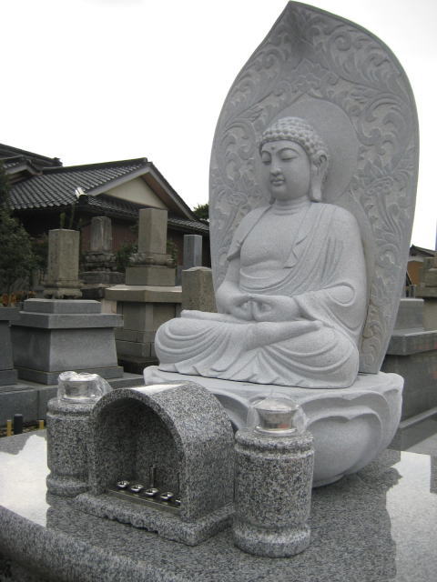 石製の仏様像建立