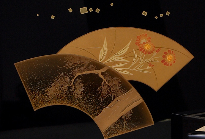 輪島塗仏壇 箱型須弥壇(四君子扇蒔絵)