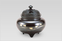 高岡銅器香炉　鉄鉢型　四海波蓋（波千鳥彫金）